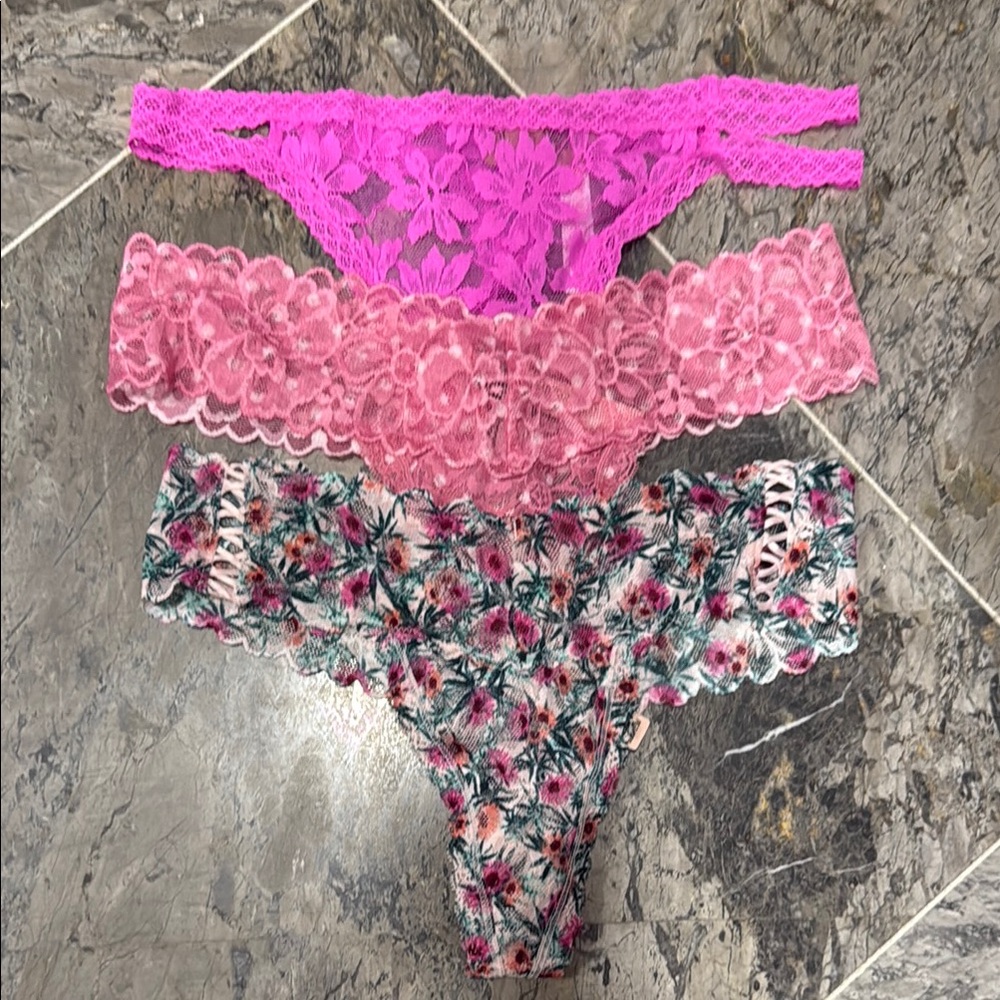 NWT Victoria’s Secret Floral and Lace Thong Set of 3 Size S